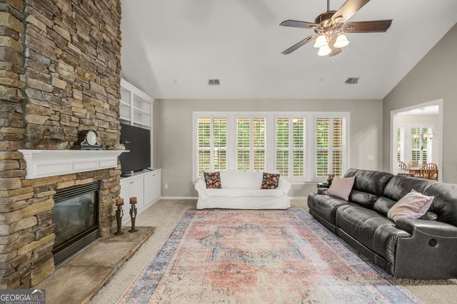 5 Renwick Drive, Senoia, GA 30276