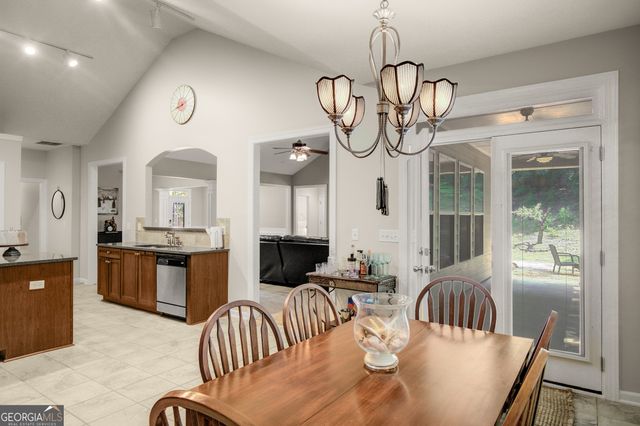 5 Renwick Drive, Senoia, GA 30276