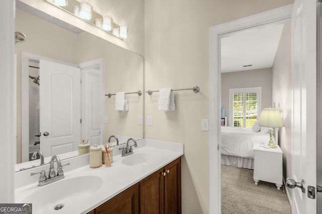 5 Renwick Drive, Senoia, GA 30276