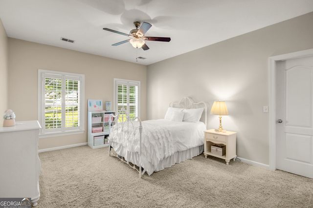 5 Renwick Drive, Senoia, GA 30276