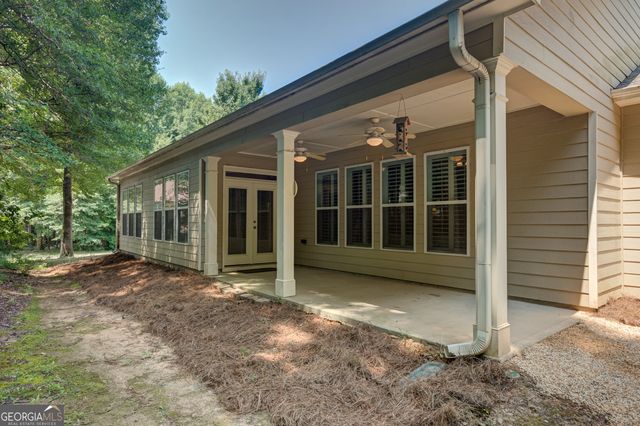 5 Renwick Drive, Senoia, GA 30276
