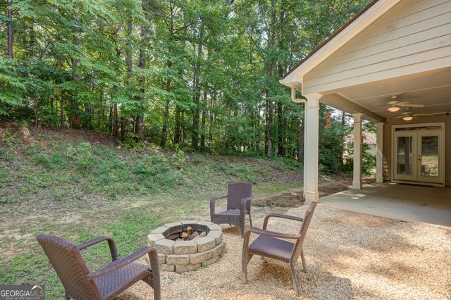 5 Renwick Drive, Senoia, GA 30276