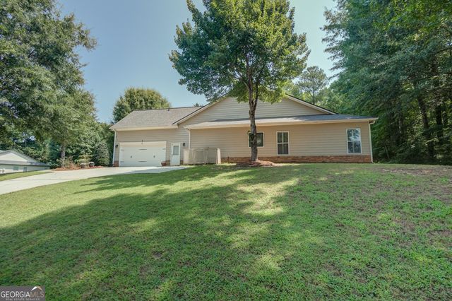 5 Renwick Drive, Senoia, GA 30276