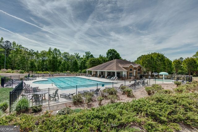 5 Renwick Drive, Senoia, GA 30276