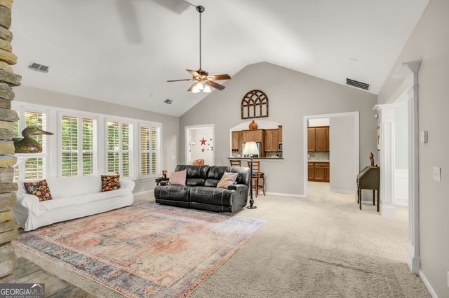 5 Renwick Drive, Senoia, GA 30276