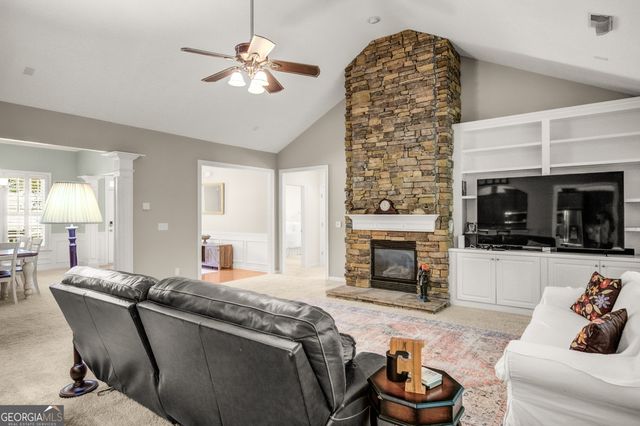5 Renwick Drive, Senoia, GA 30276