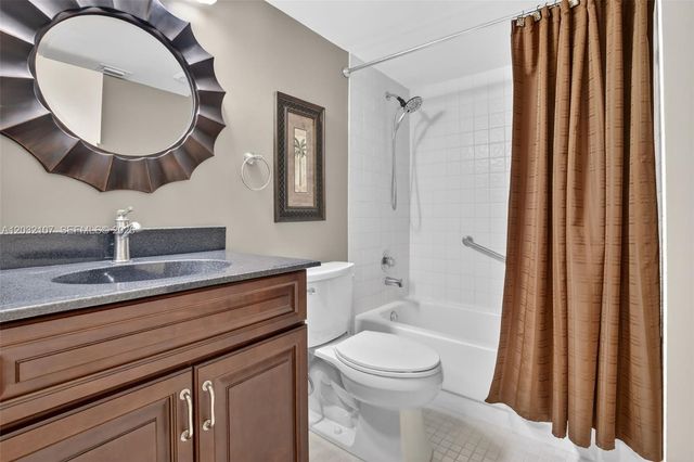 1101 SW 128th Terrace 409C, Pembroke Pines, FL 33027