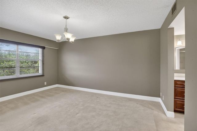 1101 SW 128th Terrace 409C, Pembroke Pines, FL 33027