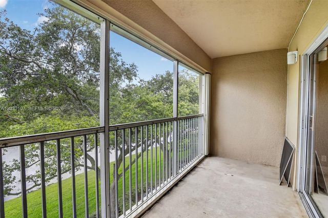 1101 SW 128th Terrace 409C, Pembroke Pines, FL 33027