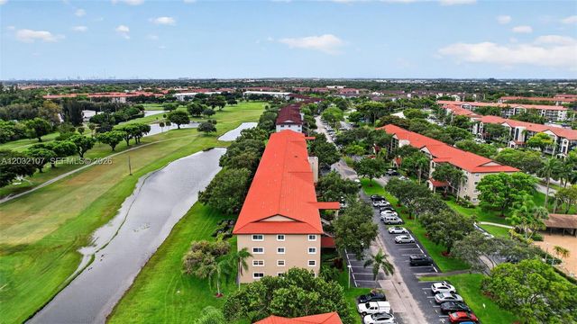 1101 SW 128th Terrace 409C, Pembroke Pines, FL 33027