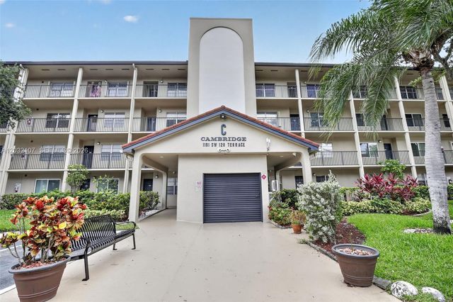 1101 SW 128th Terrace 409C, Pembroke Pines, FL 33027