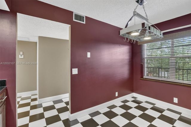1101 SW 128th Terrace 409C, Pembroke Pines, FL 33027