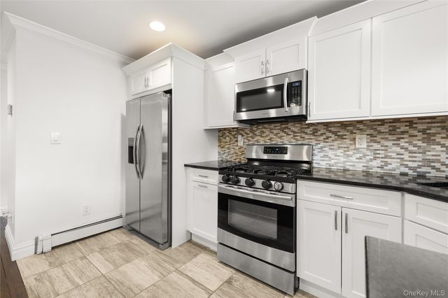 147 Fairharbor Drive 147, Patchogue, NY 11772