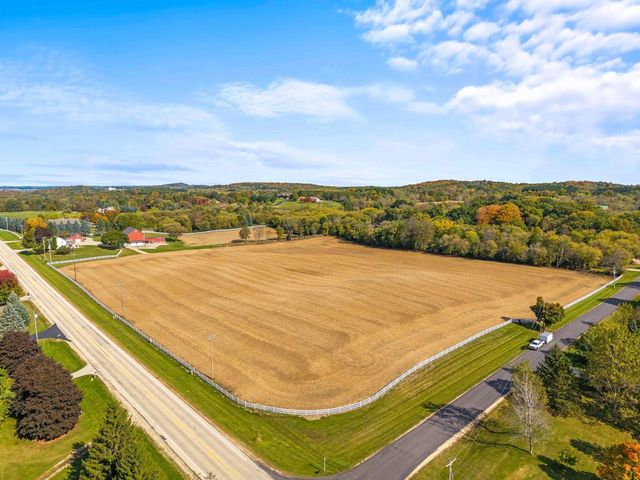 2180 County Highway K, Hartford, WI 53027