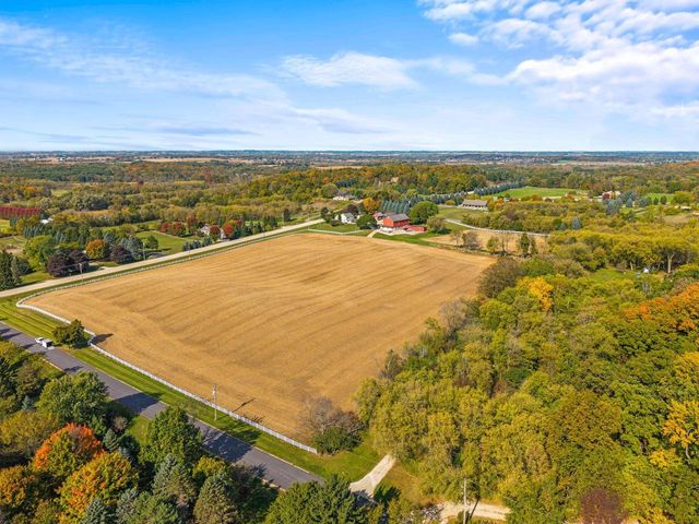 2180 County Highway K, Hartford, WI 53027