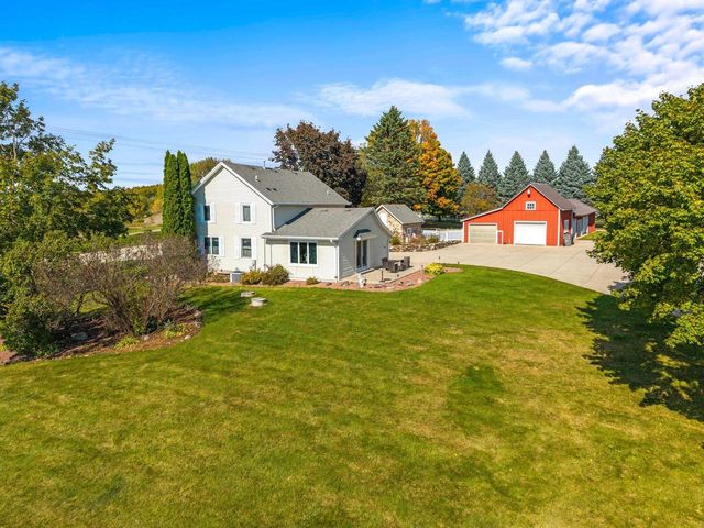 2180 County Highway K, Hartford, WI 53027