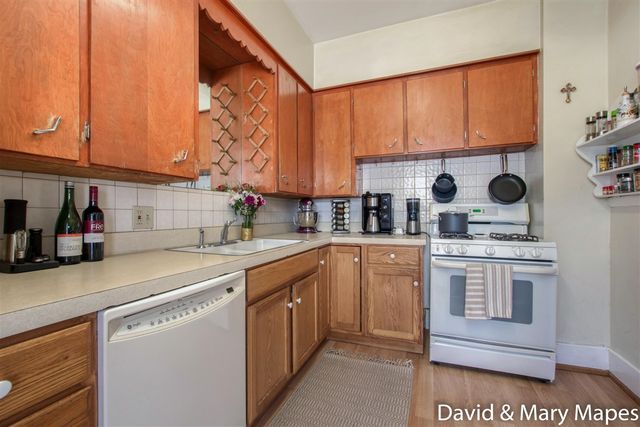 1674 Cleveland Avenue, Wyoming, MI 49509
