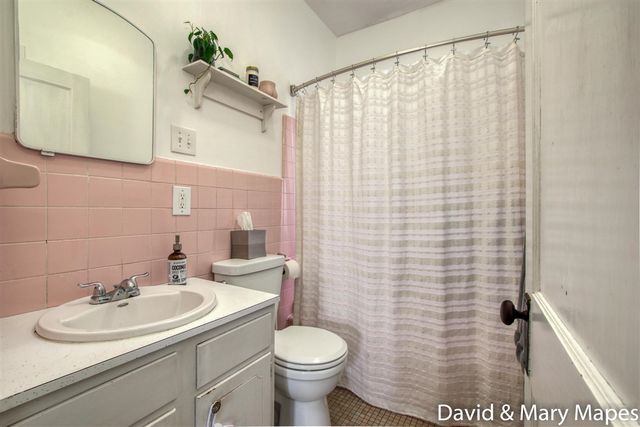 1674 Cleveland Avenue, Wyoming, MI 49509