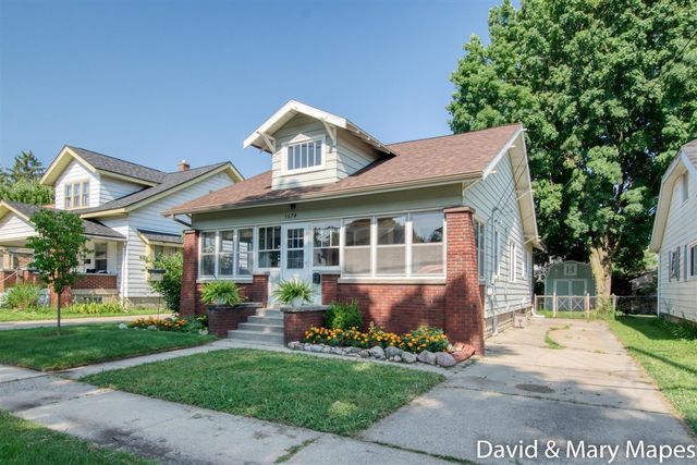 1674 Cleveland Avenue, Wyoming, MI 49509