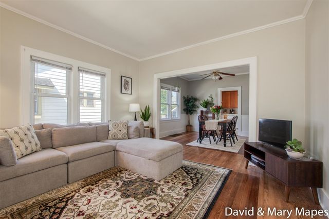 1674 Cleveland Avenue, Wyoming, MI 49509
