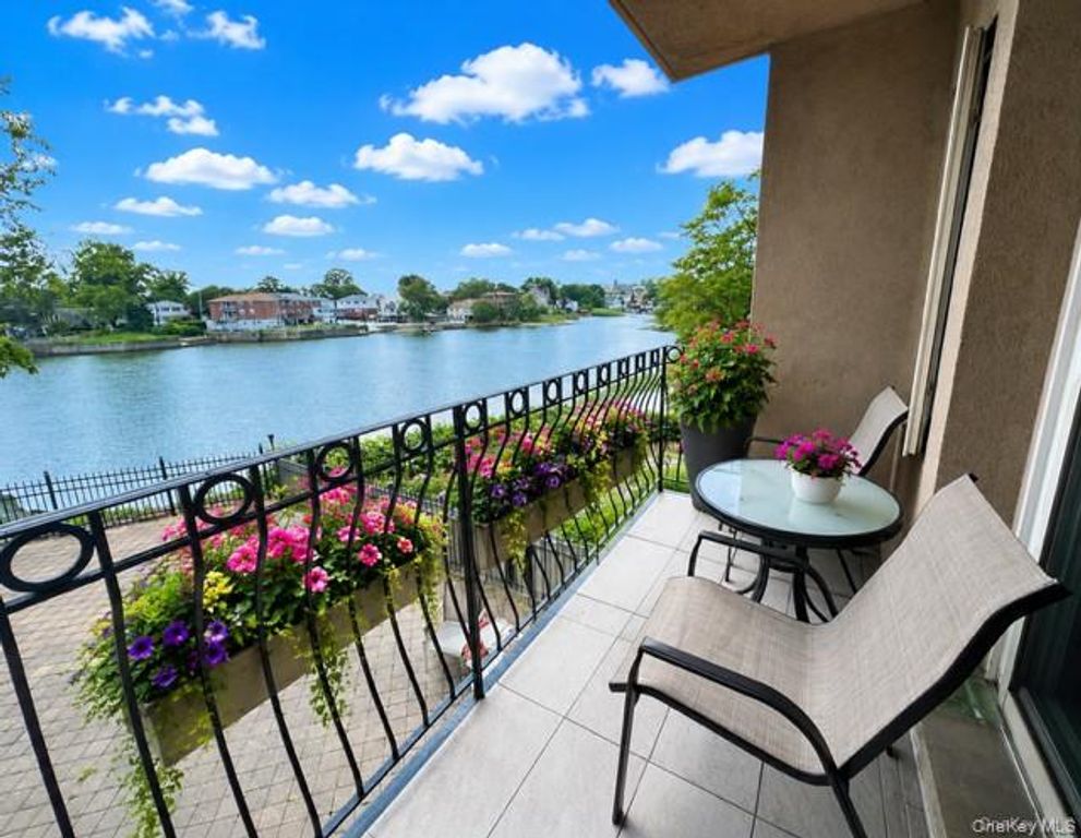1404 Outlook Avenue 2, Bronx, NY 10465