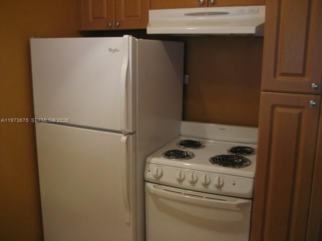 10832 N KENDALL DR U-6, Miami, FL 33176