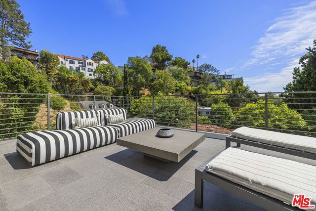 2756 Westshire Drive, Los Angeles, CA 90068