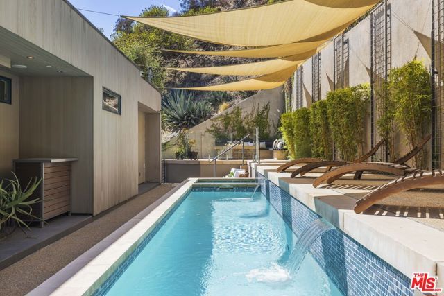 2756 Westshire Drive, Los Angeles, CA 90068