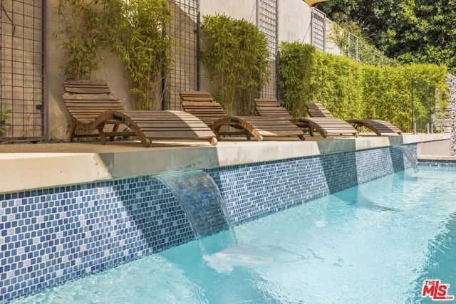 2756 Westshire Drive, Los Angeles, CA 90068