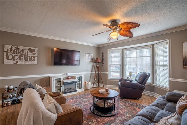 1606 Briarwood Dr, Lawrenceburg, TN 38464