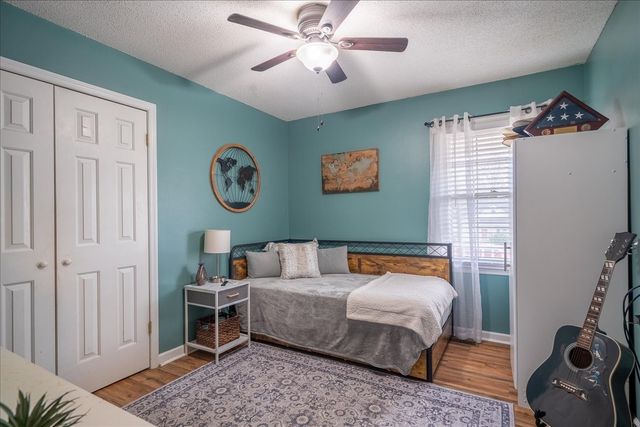 1606 Briarwood Dr, Lawrenceburg, TN 38464