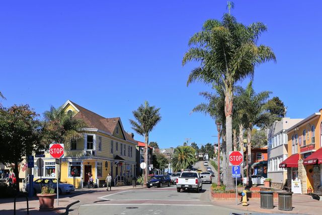 112 Capitola Avenue, Capitola, CA 95010
