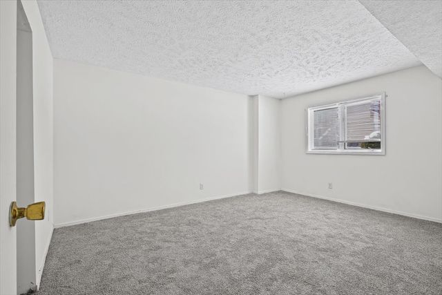 1916 Tracy Drive 31, Bloomington, IL 61704