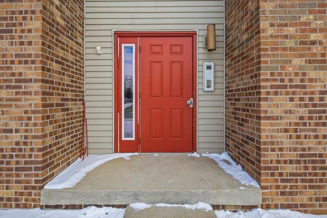 1916 Tracy Drive 31, Bloomington, IL 61704