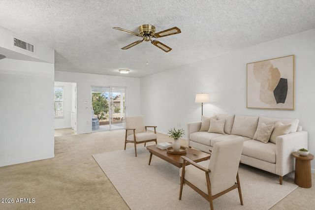 9715 W SPANISH MOSS Lane, Sun City, AZ 85373