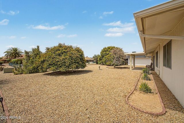 9715 W SPANISH MOSS Lane, Sun City, AZ 85373