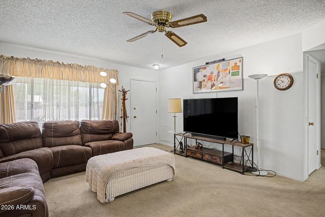9715 W SPANISH MOSS Lane, Sun City, AZ 85373