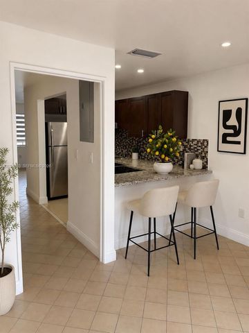 13335 SW 57th Ter 8-3, Miami, FL 33183