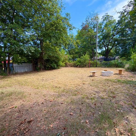19552 E 1st Place, Tulsa, OK 74108