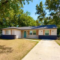 19552 E 1st Place, Tulsa, OK 74108