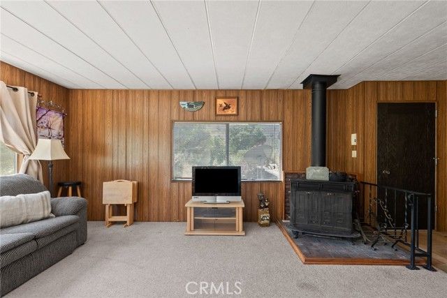 2720 Klondike Way, Pine Mtn Club, CA 93222