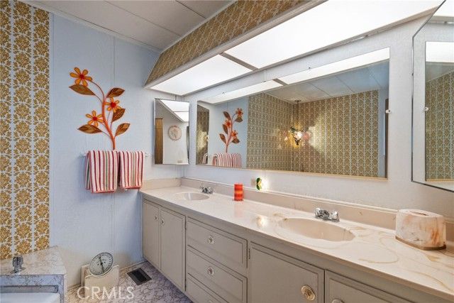 2720 Klondike Way, Pine Mtn Club, CA 93222