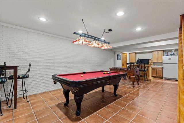 8370 W Hillsdale DRIVE, Franklin, WI 53132
