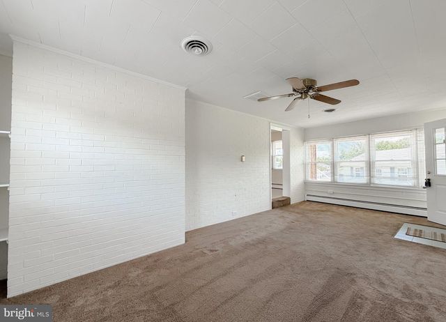 23230 COLTON POINT RD, Avenue, MD 20609