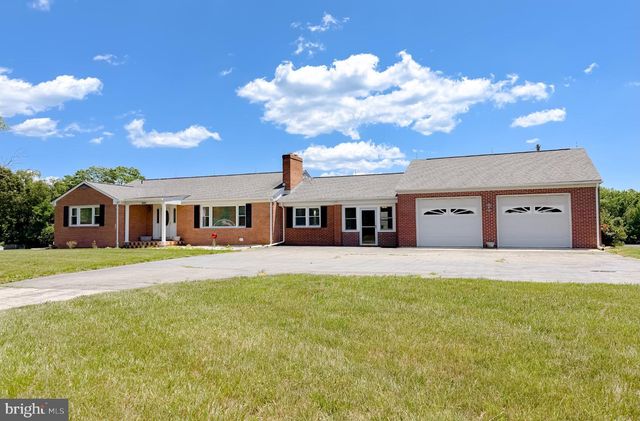 23230 COLTON POINT RD, Avenue, MD 20609