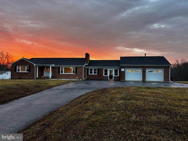 23230 COLTON POINT RD, Avenue, MD 20609