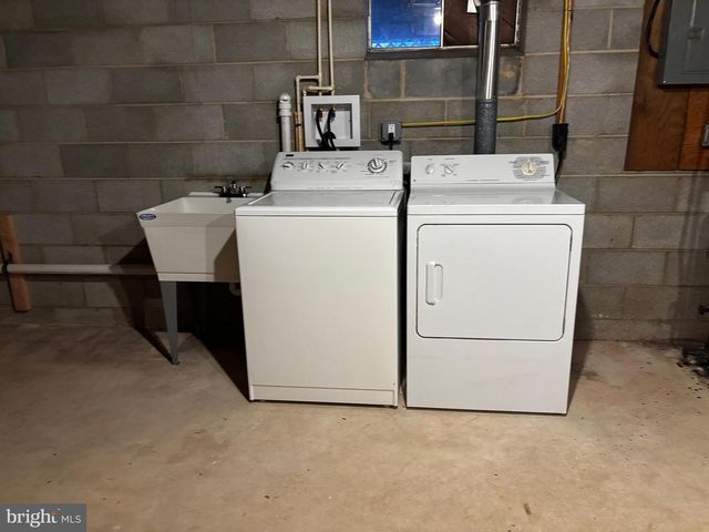 23230 COLTON POINT RD, Avenue, MD 20609