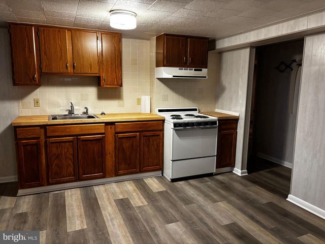 23230 COLTON POINT RD, Avenue, MD 20609