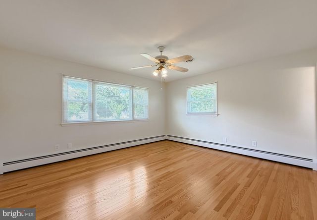23230 COLTON POINT RD, Avenue, MD 20609