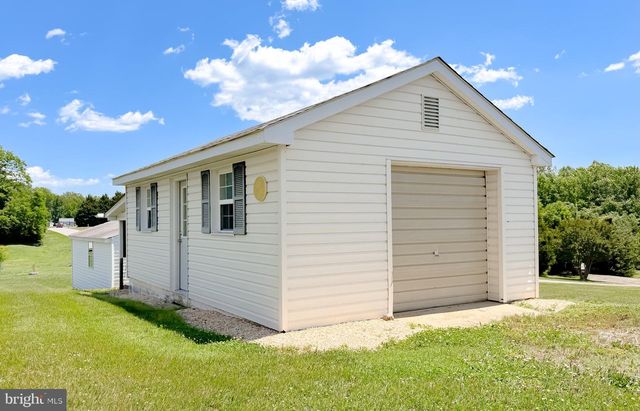 23230 COLTON POINT RD, Avenue, MD 20609
